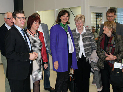 Ilse Aigner, Ministru tal-Istat tal-Bavarja, żaret l-ept GmbH.